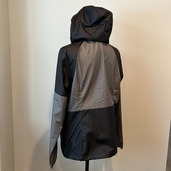NWT Columbia windbreaker - Picture 7 of 9